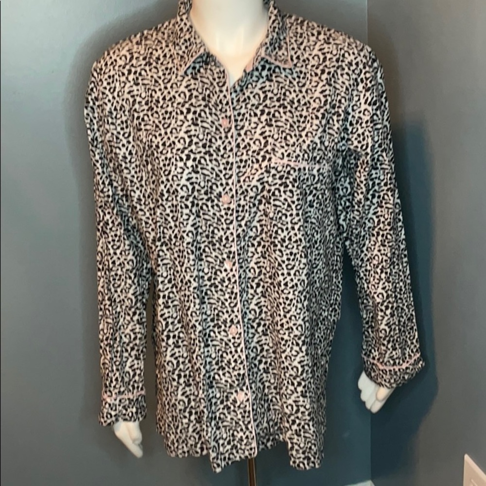 Victoria’s Secret Leopard Print Night Shirt Large